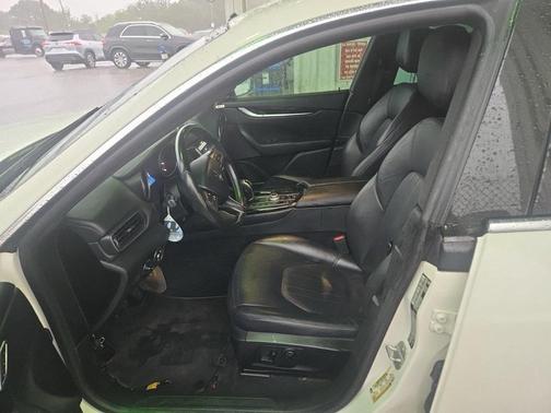 2018 Maserati Levante Base