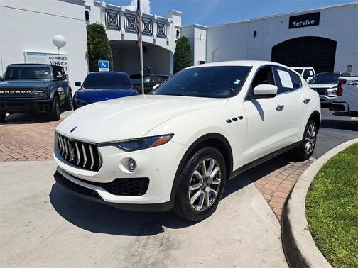 2018 Maserati Levante Base