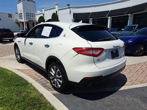 2018 Maserati Levante Base