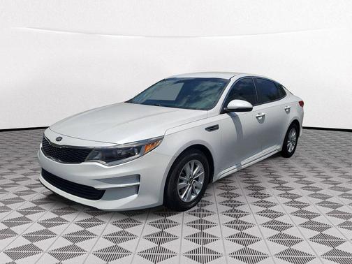 Snow White Pearl 2017 Kia Optima LX