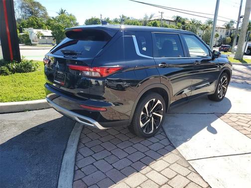 2022 Mitsubishi Outlander