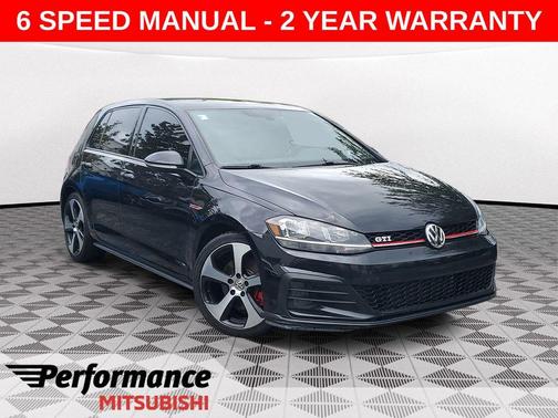 Deep Black Pearl Effect 2018 Volkswagen Golf GTI 2.0T S 4-Door