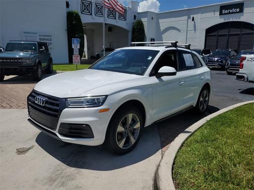 2020 Audi Q5 40 Premium Plus