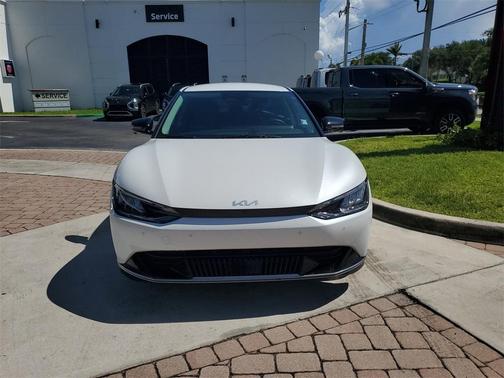 2022 Kia EV6 Wind