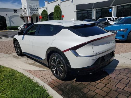 2022 Kia EV6 Wind