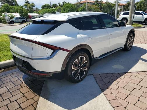 2022 Kia EV6 Wind