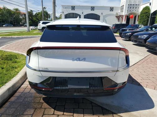 2022 Kia EV6 Wind
