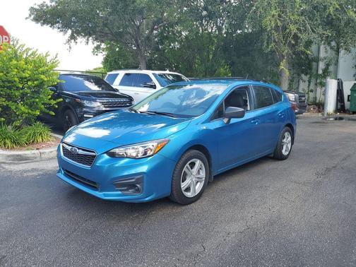 Island Blue Pearl 2017 Subaru Impreza 2.0i