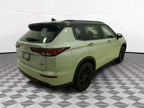 2025 Mitsubishi Outlander PHEV SEL Black Edition