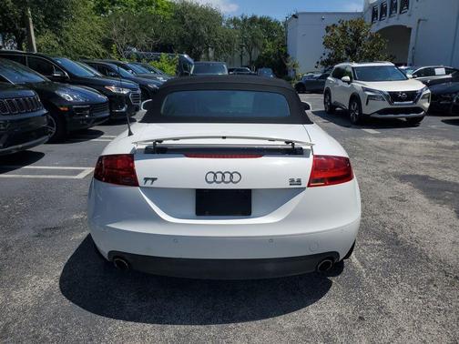 White 2009 Audi TT 3.2 Cabriolet quattro