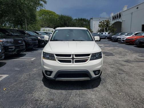 Vice White 2019 Dodge Journey GT