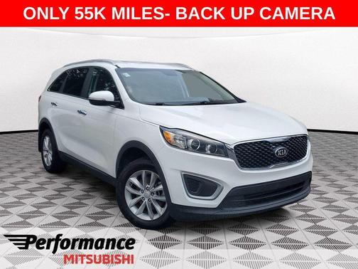 Snow White Pearl 2017 Kia Sorento LX