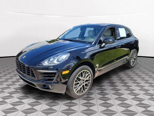 Black 2017 Porsche Macan Base