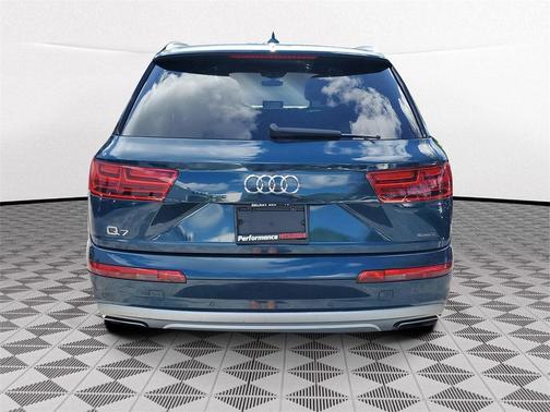 2018 Audi Q7 2.0T Premium Plus