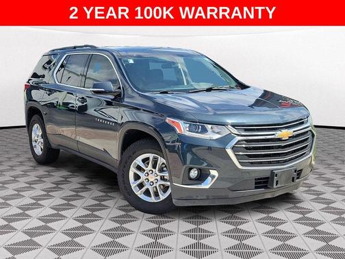 Graphite Metallic 2019 Chevrolet Traverse LT Cloth