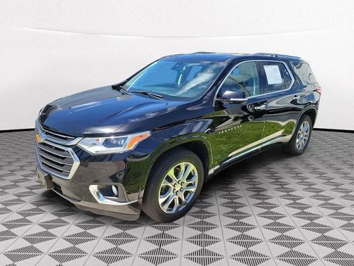 Mosaic Black Metallic 2018 Chevrolet Traverse Premier