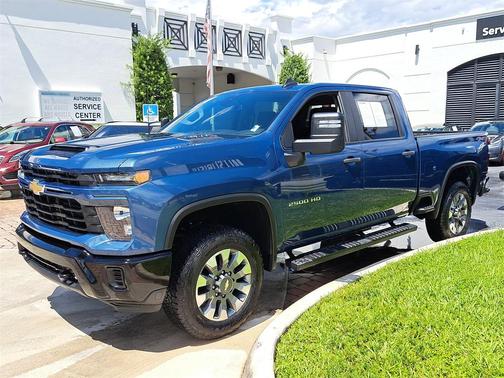 2024 Chevrolet Silverado 2500 Custom