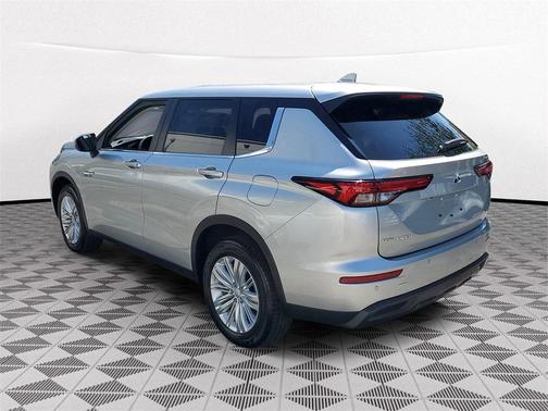2025 Mitsubishi Outlander PHEV ES