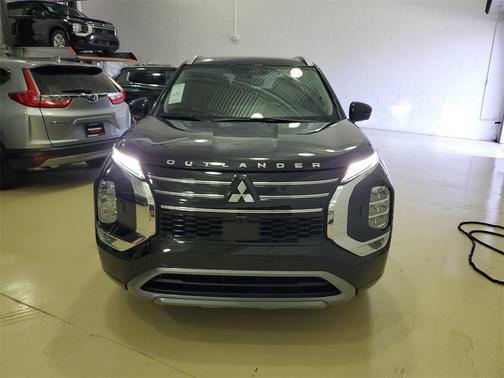 2025 Mitsubishi Outlander SEL