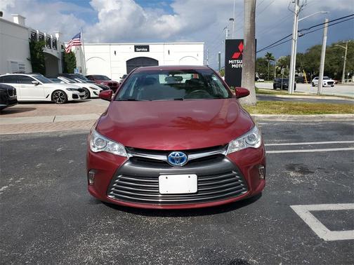 2016 Toyota Camry Hybrid 