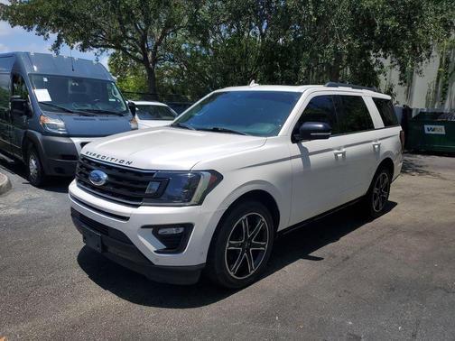 White Platinum Clearcoat Metallic 2019 Ford Expedition Limited