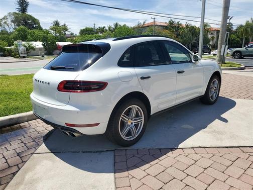 2018 Porsche Macan S