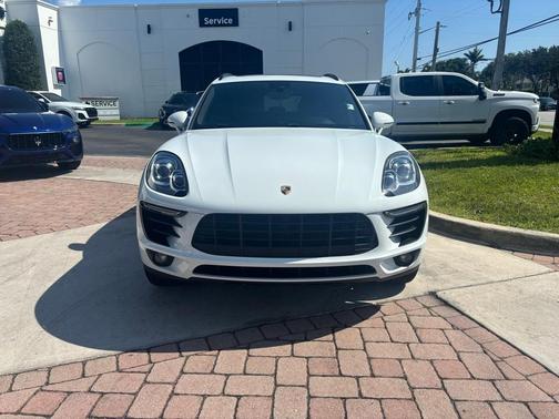 2018 Porsche Macan S