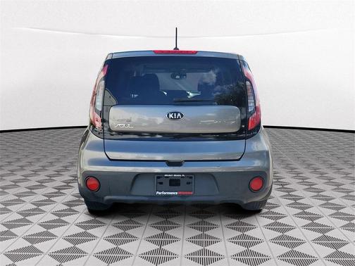 2017 Kia Soul Base
