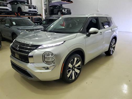 2025 Mitsubishi Outlander SEL