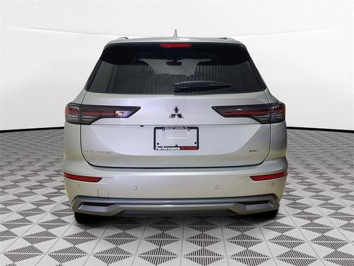 2025 Mitsubishi Outlander SEL