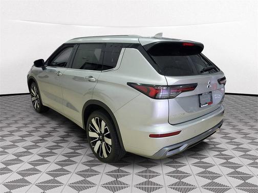 2025 Mitsubishi Outlander SEL