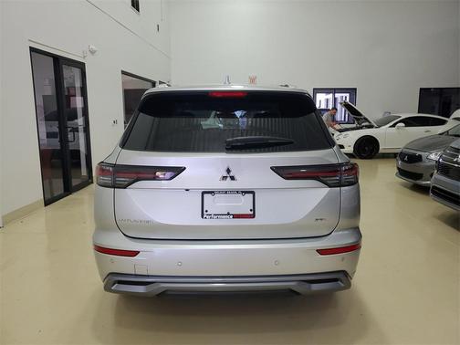 2025 Mitsubishi Outlander SEL