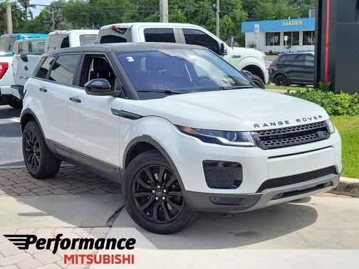 Fuji White 2018 Land Rover Range Rover Evoque SE