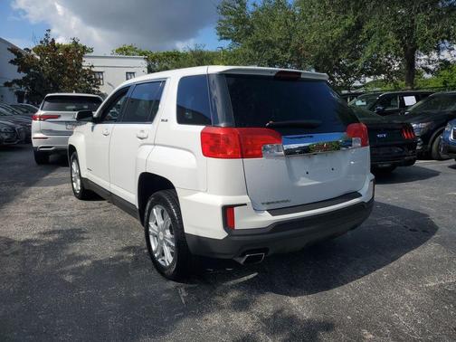 Summit White 2017 GMC Terrain SLE-1