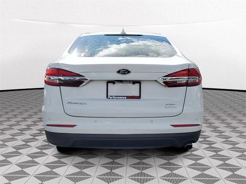 2019 Ford Fusion SEL