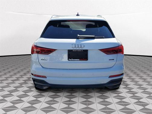 2020 Audi Q3 45 S line Premium