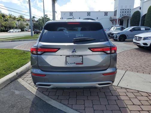 2024 Mitsubishi Outlander 