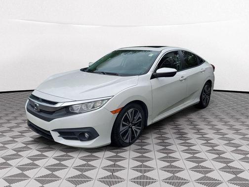 White 2017 Honda Civic EX-L