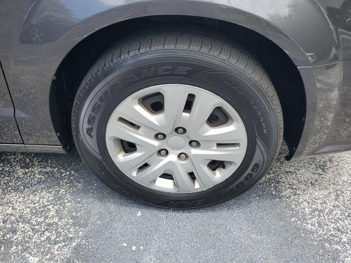 Granite Crystal Clearcoat Metallic 2019 Dodge Grand Caravan SE