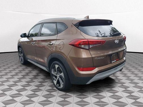 Mojave Sand 2017 Hyundai TUCSON Limited