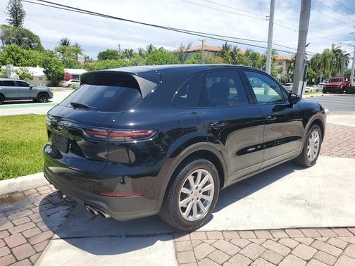 2019 Porsche Cayenne S