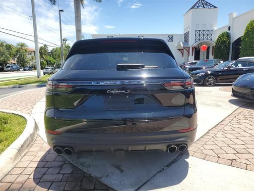 2019 Porsche Cayenne S
