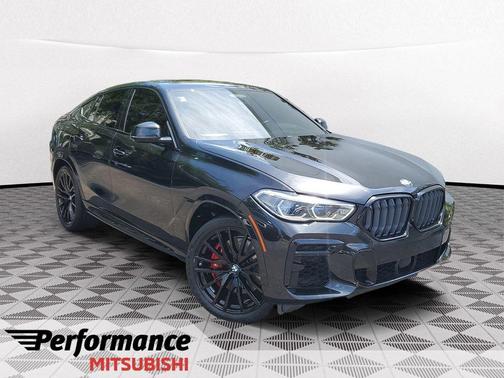 Black Sapphire Metallic 2022 BMW X6 M50i