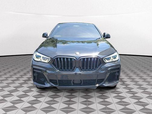 Black Sapphire Metallic 2022 BMW X6 M50i