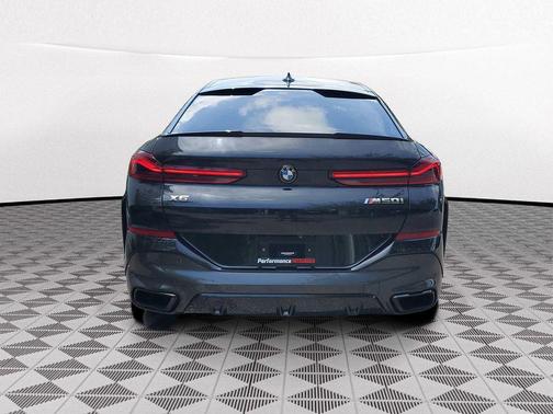 Black Sapphire Metallic 2022 BMW X6 M50i