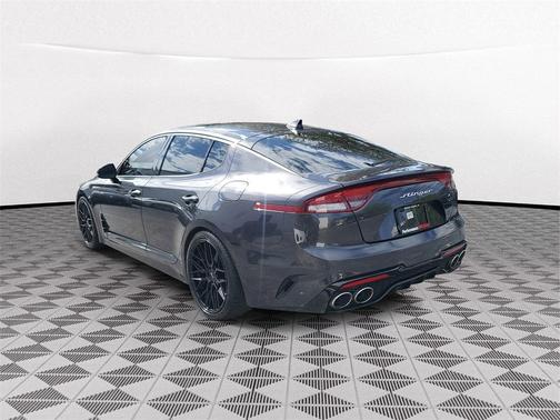2022 Kia Stinger GT-Line