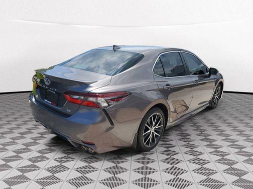 Predawn Gray Mica 2022 Toyota Camry SE