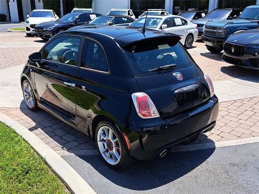 2016 FIAT 500 Abarth