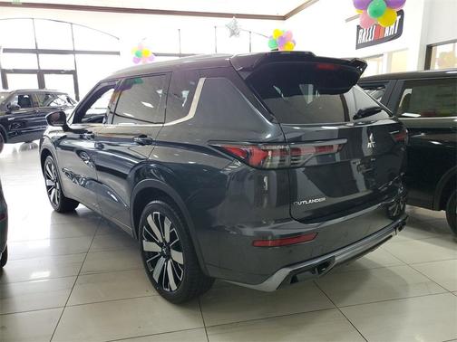 2025 Mitsubishi Outlander SEL