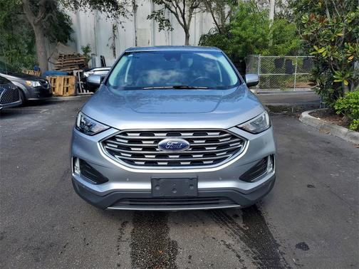 2023 Ford Edge Titanium